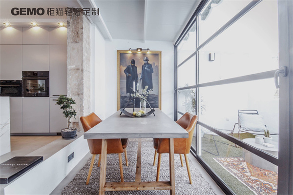 柜貓輕奢定制加盟，會為經銷商提供哪些服務？